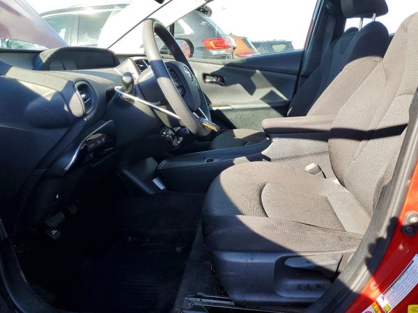 2022 TOYOTA PRIUS