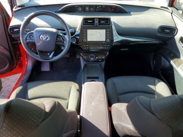 2022 TOYOTA PRIUS