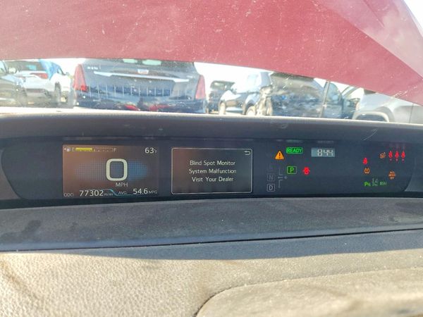 2022 TOYOTA PRIUS