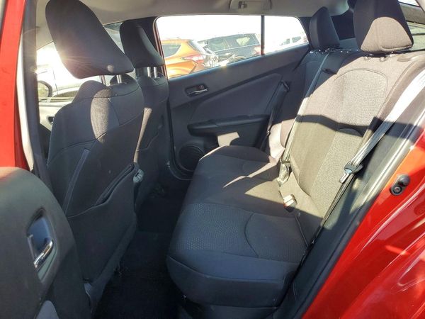 2022 TOYOTA PRIUS