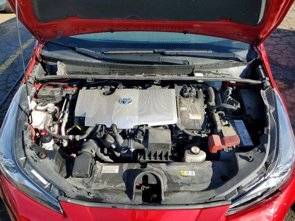 2022 TOYOTA PRIUS