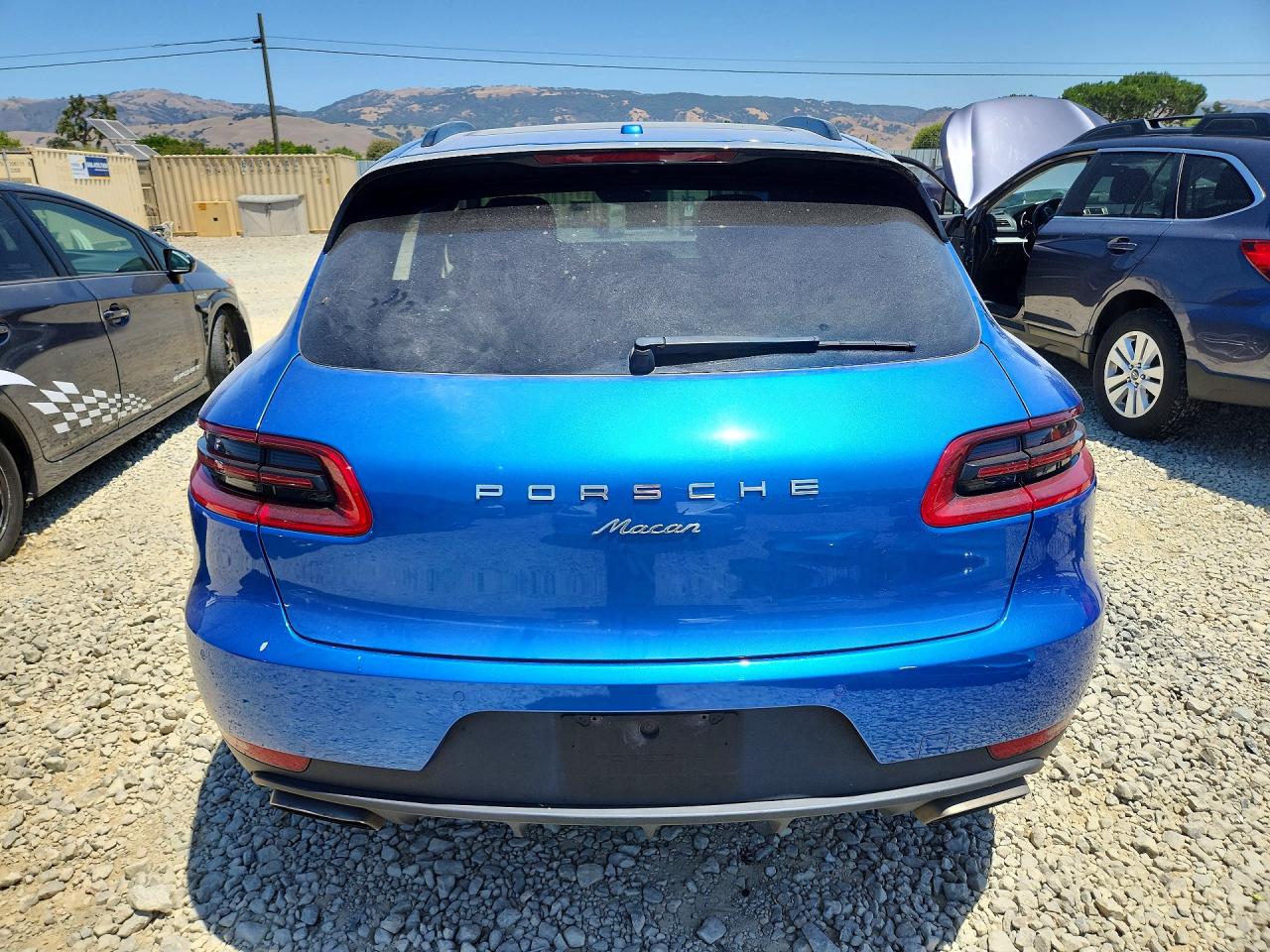 2017 PORSCHE MACAN