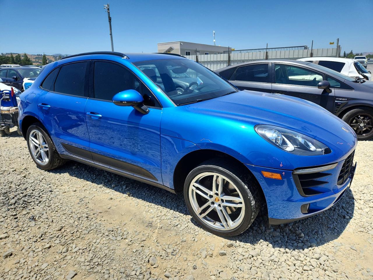2017 PORSCHE MACAN