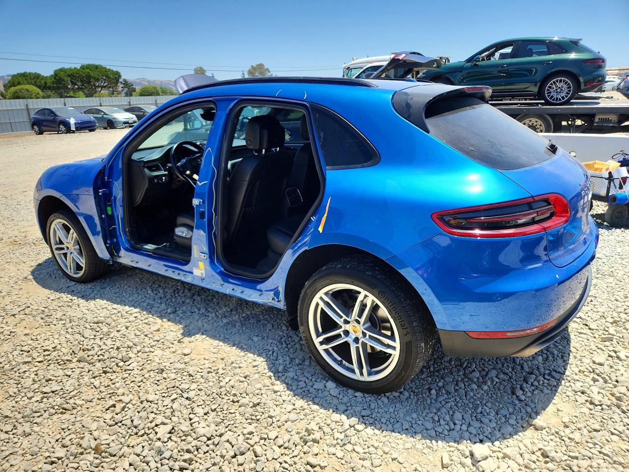 2017 PORSCHE MACAN