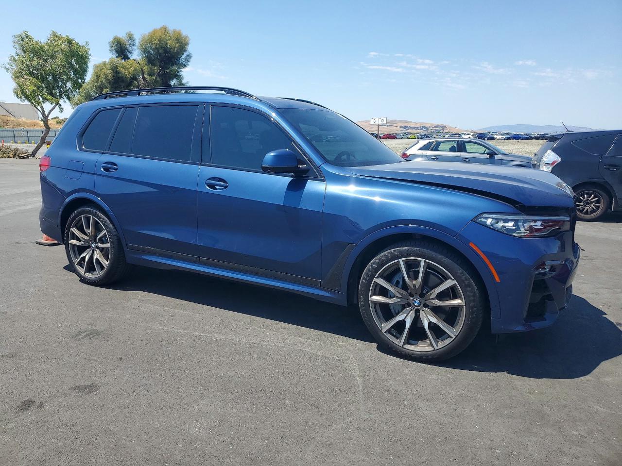 2019 BMW X7 xDrive50i
