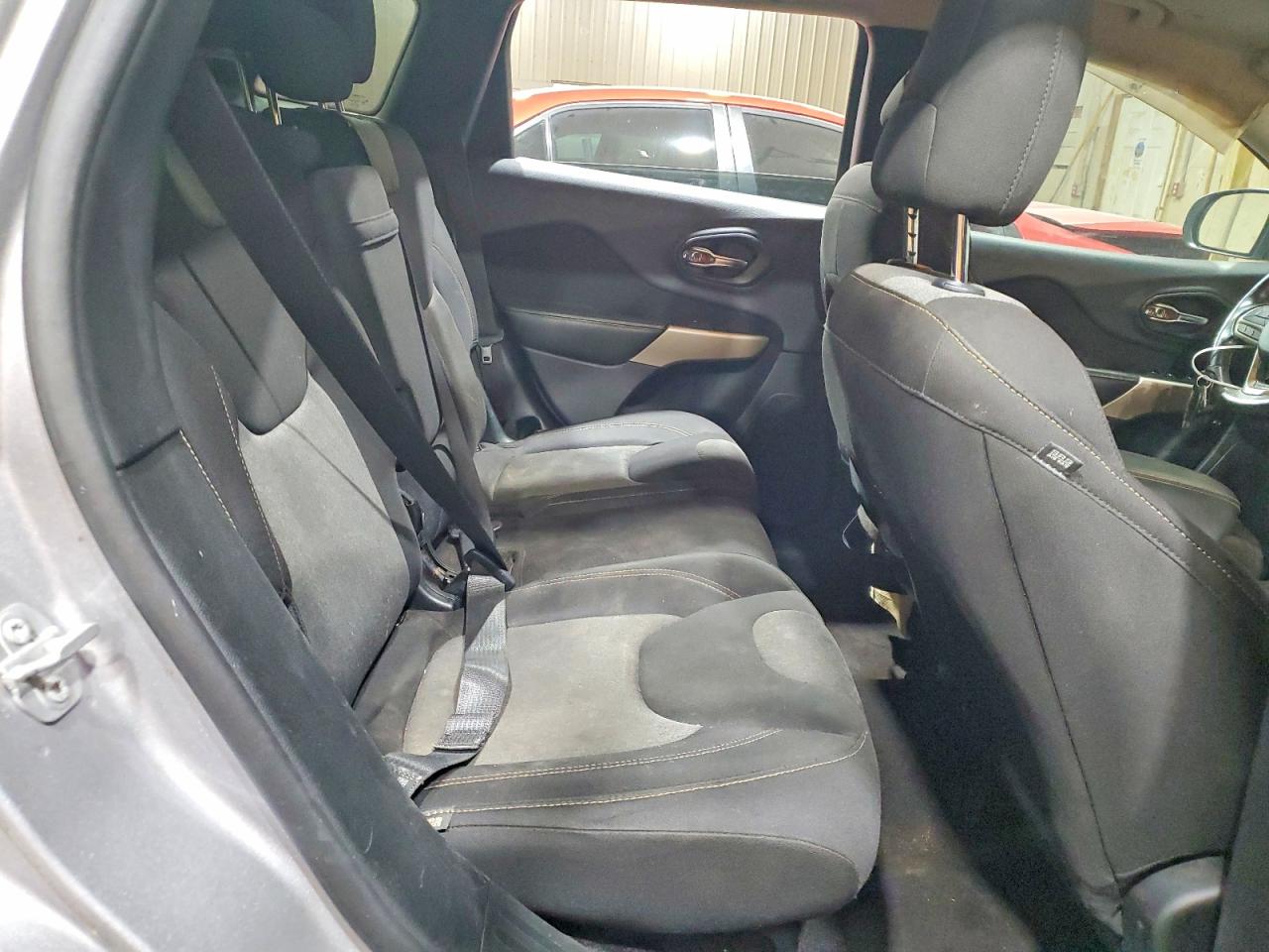 2018 JEEP CHEROKEE LATITUDE FWD