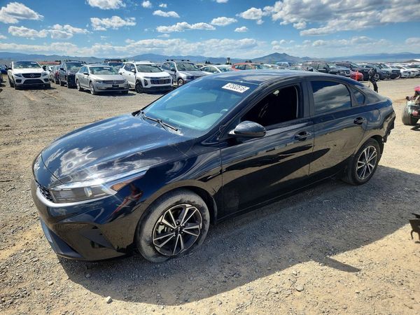 2022 KIA FORTE FE, LXS