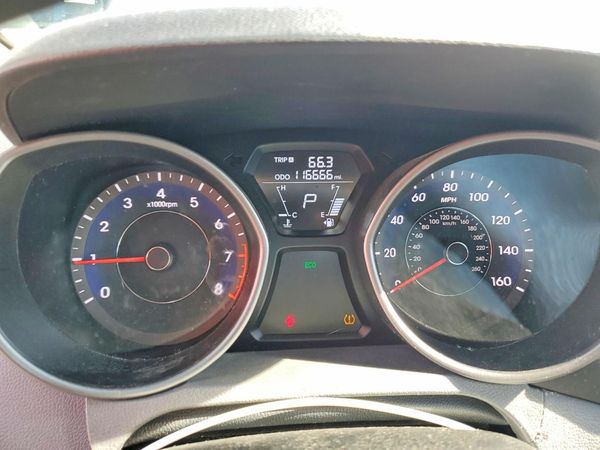 2013 HYUNDAI ELANTRA