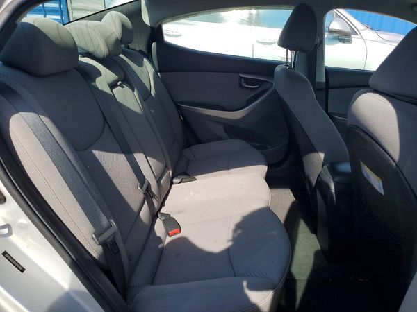 2013 HYUNDAI ELANTRA