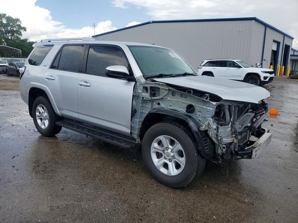2017 TOYOTA 4RUNNER Ltd/SR5/SR5 Premium