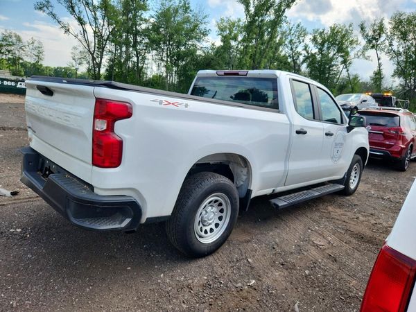 2024 CHEVROLET SILVERADO Work Truck