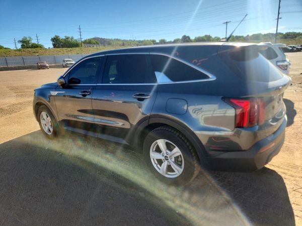 2022 KIA SORENTO