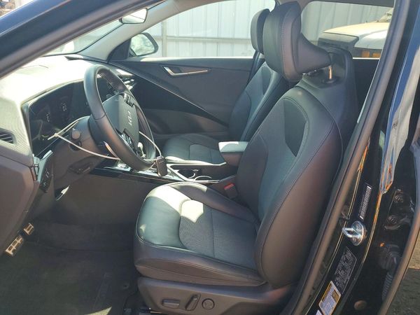2024 KIA NIRO EX