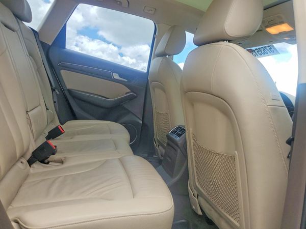 2017 AUDI Q5 quattro Premium Plus