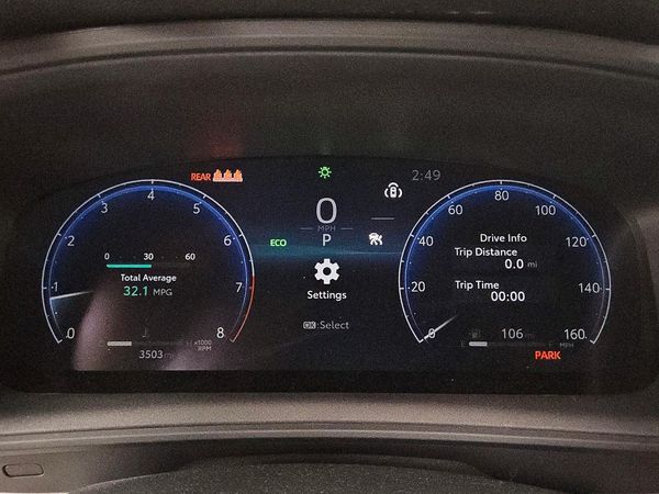 2026 TOYOTA COROLLA SE w/ Premium Pkg — ODOM