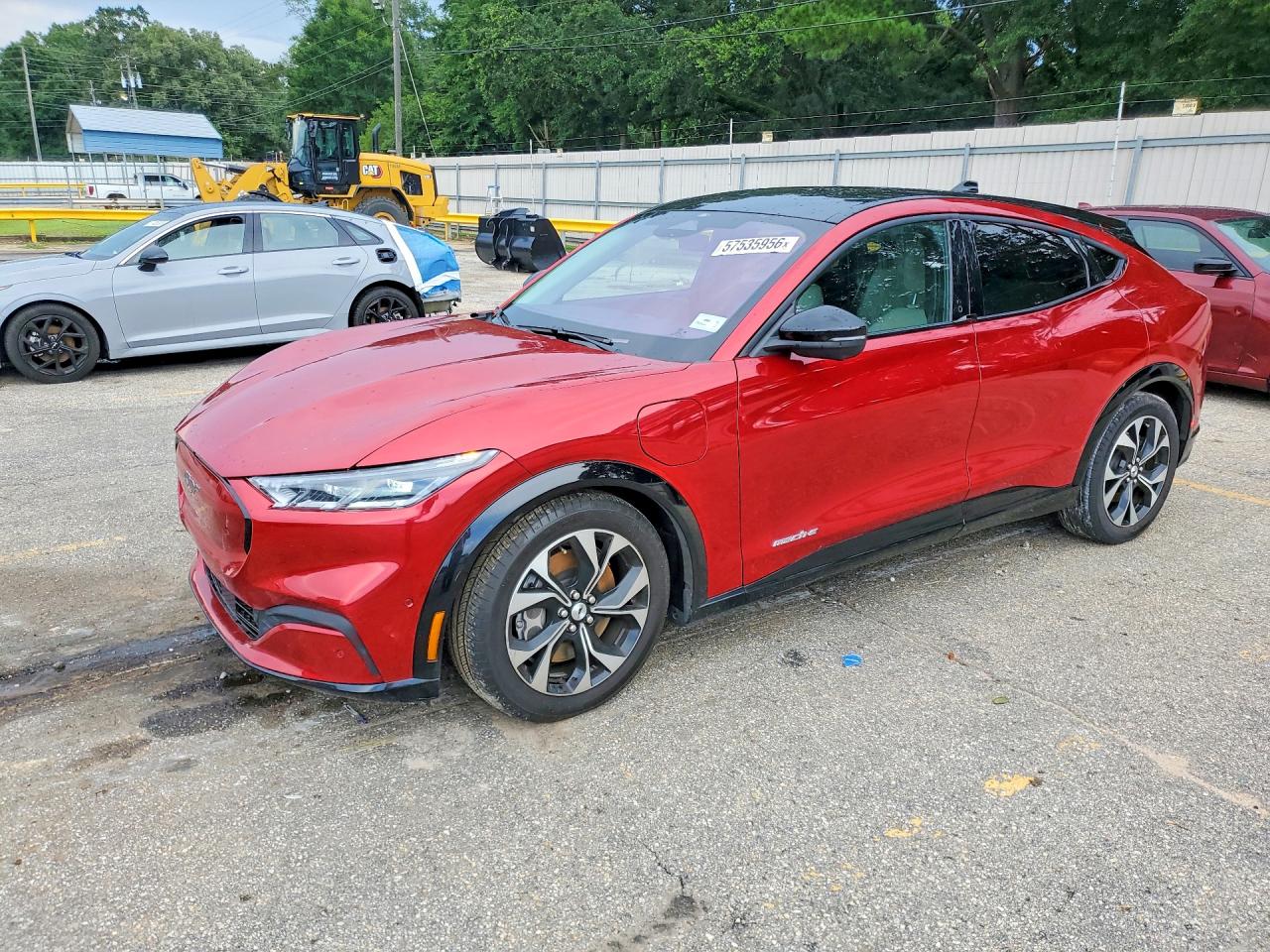 2021 FORD MUSTANG Premium — Front 3/4