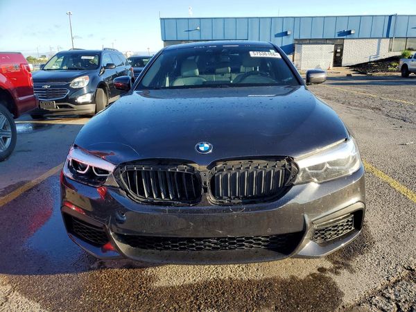 2019 BMW 530