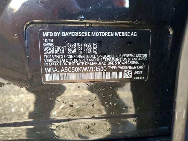 2019 BMW 530