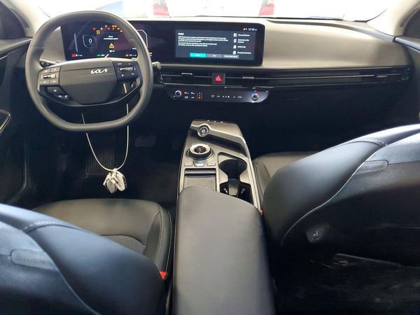 2025 KIA EV6