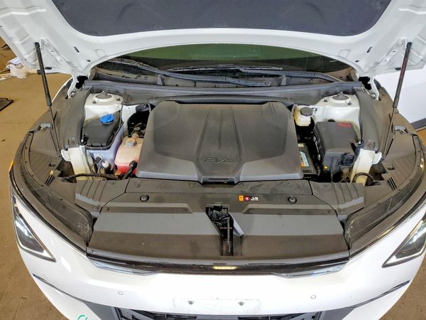 2025 KIA EV6