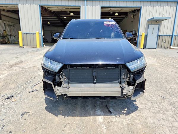 2017 AUDI Q7 quattro Premium Plus