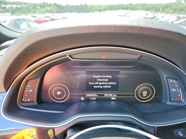 2017 AUDI Q7 quattro Premium Plus