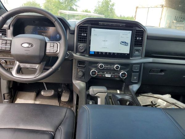 2024 FORD F150