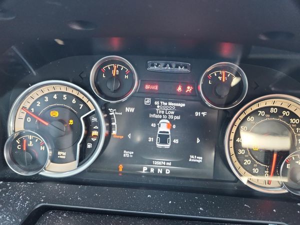2016 RAM 1500 SPORT QUAD CAB 4X2