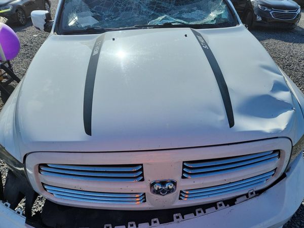 2016 RAM 1500 SPORT QUAD CAB 4X2