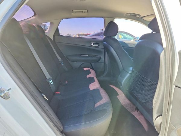 2019 KIA OPTIMA LX, S