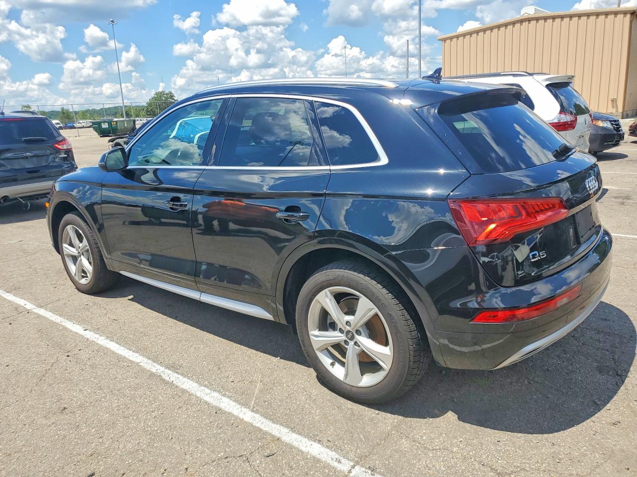 2020 AUDI Q5 quattro Premium