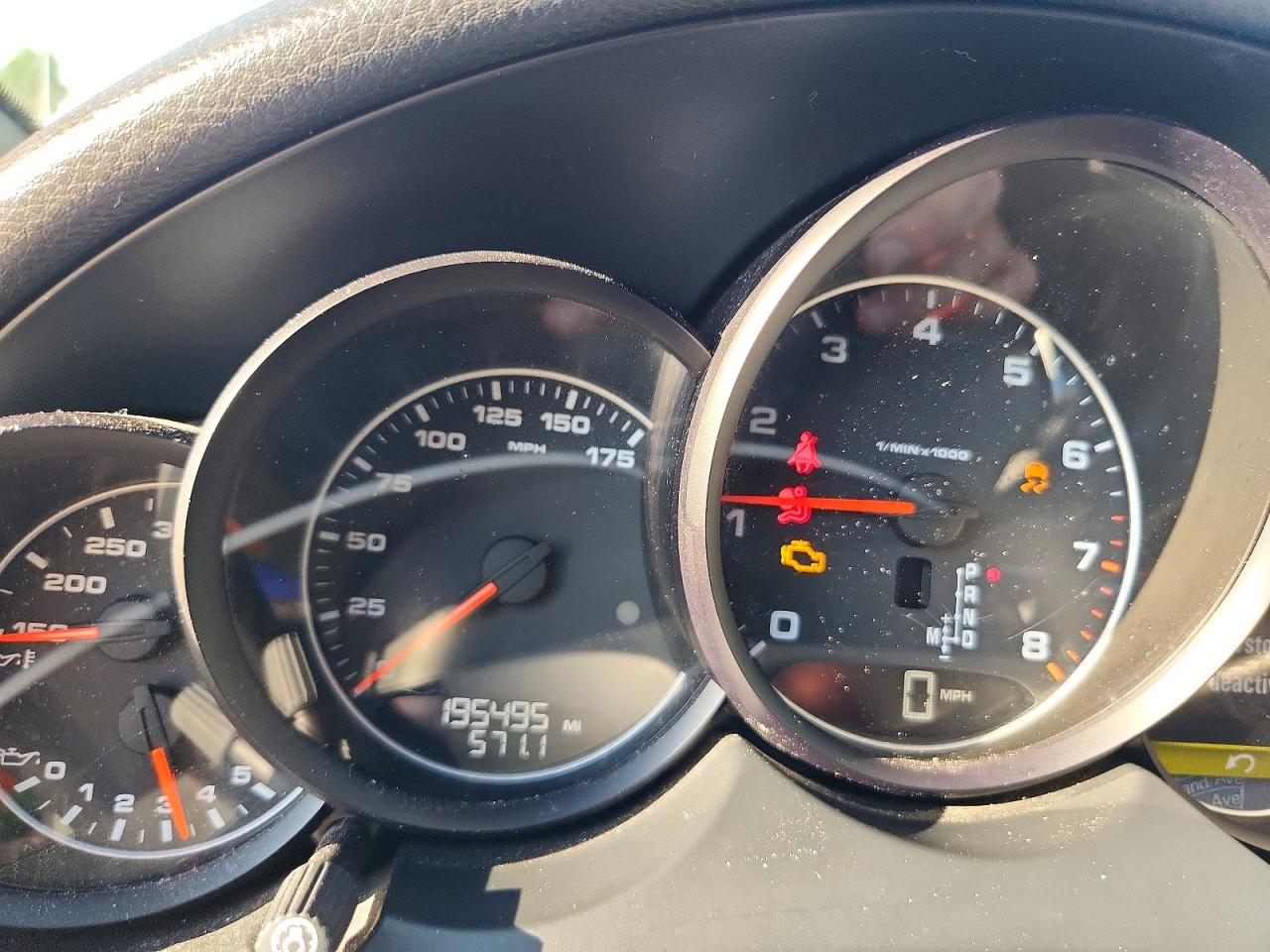 2011 PORSCHE CAYENNE