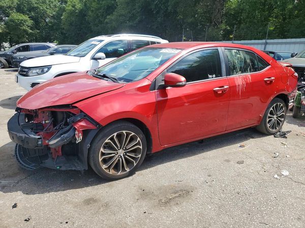 2015 TOYOTA COROLLA