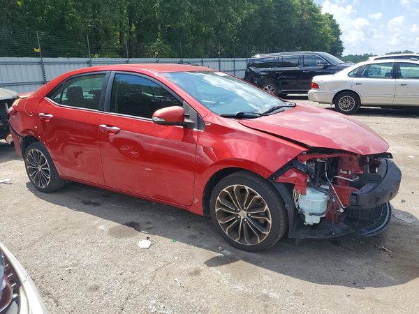 2015 TOYOTA COROLLA
