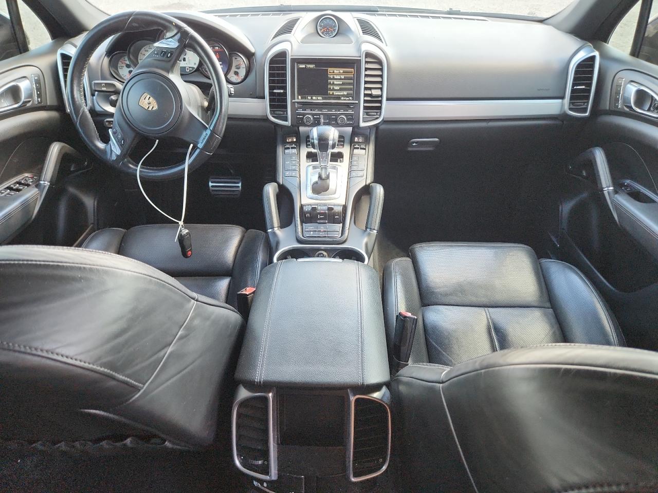 2013 PORSCHE CAYENNE S
