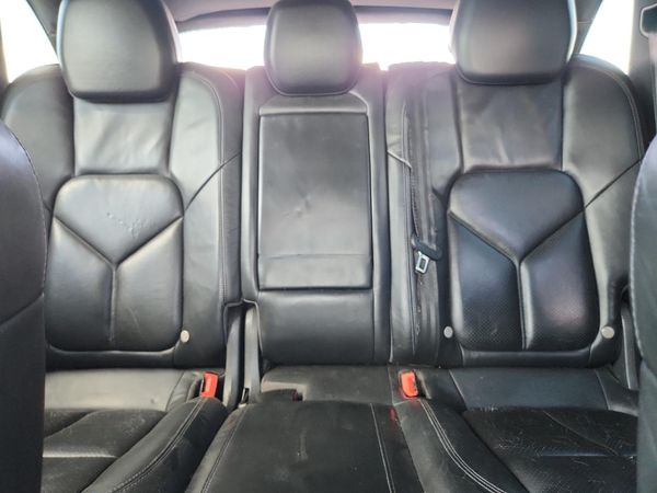 2013 PORSCHE CAYENNE
