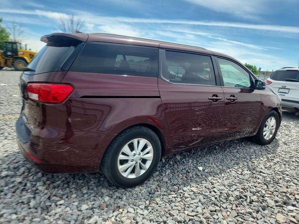 2016 KIA SEDONA