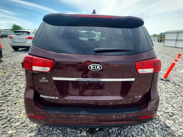2016 KIA SEDONA