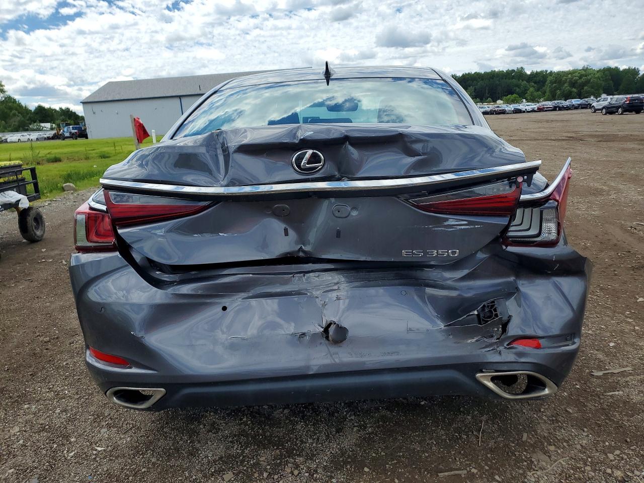 2019 LEXUS ES 350