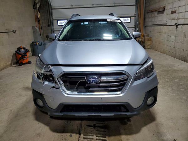2018 SUBARU OUTBACK Premium