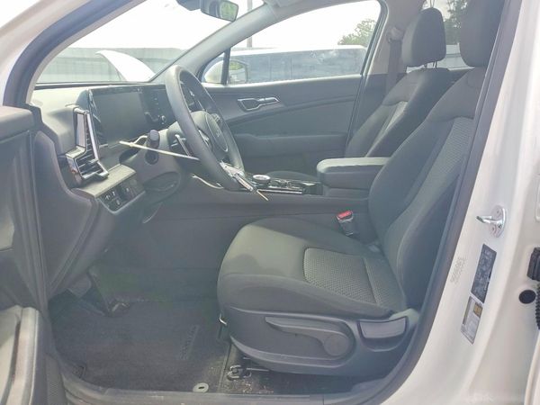 2025 KIA SPORTAGE LX