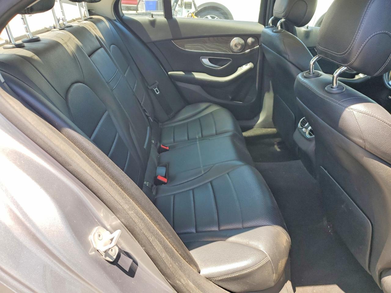 2015 MERCEDES-BENZ C Base