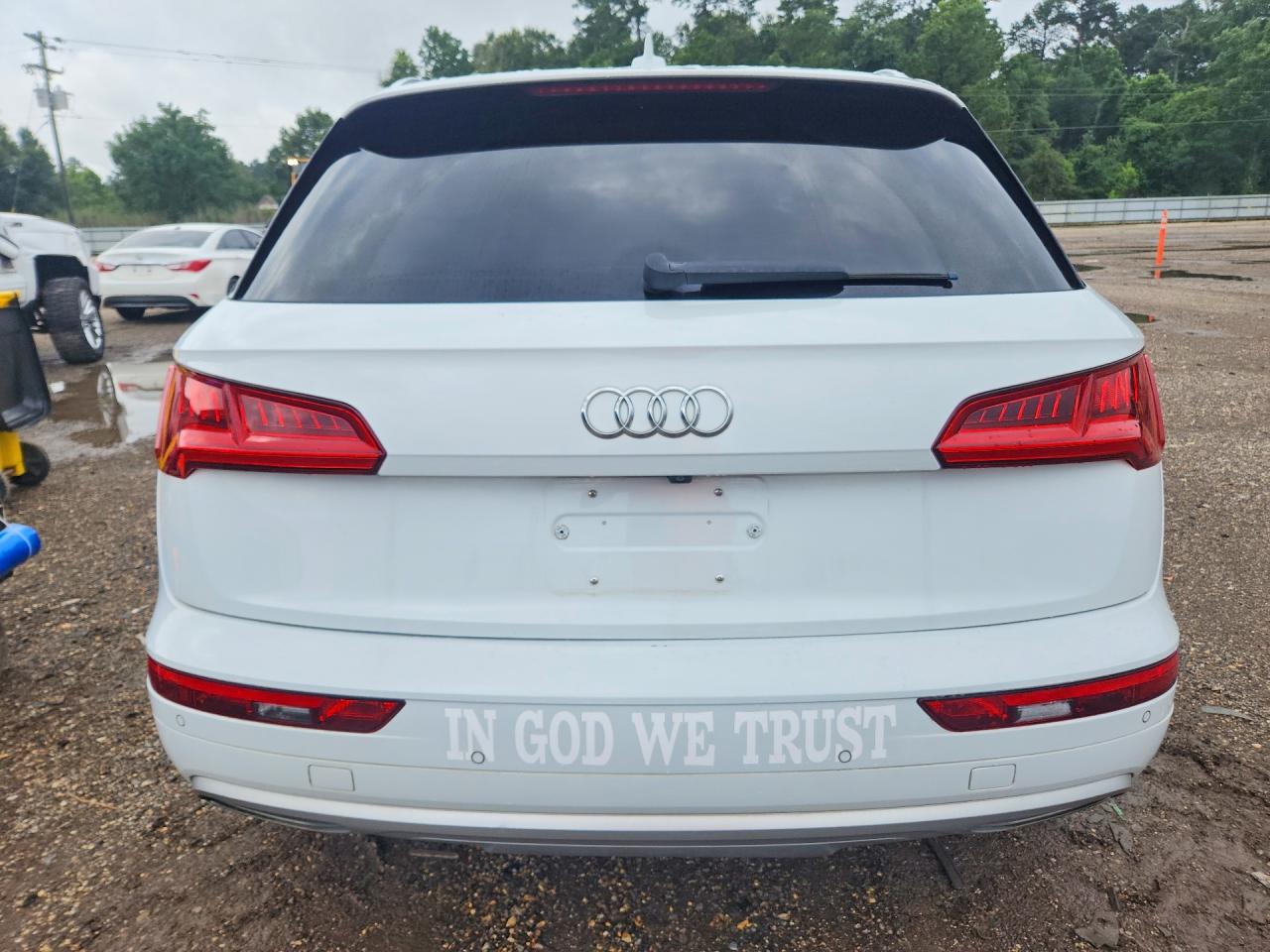 2020 AUDI Q5 quattro Premium Plus