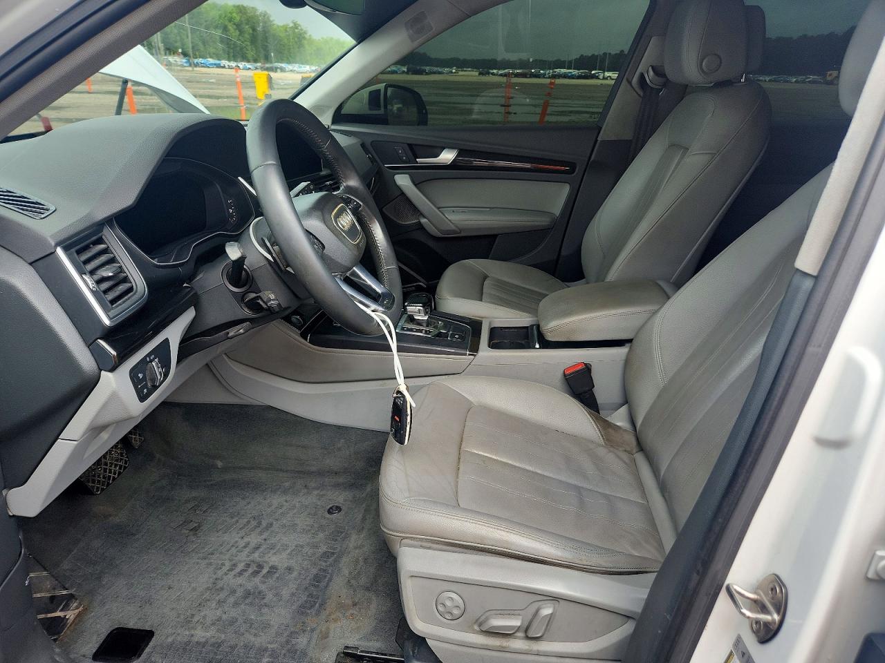 2020 AUDI Q5 quattro Premium Plus