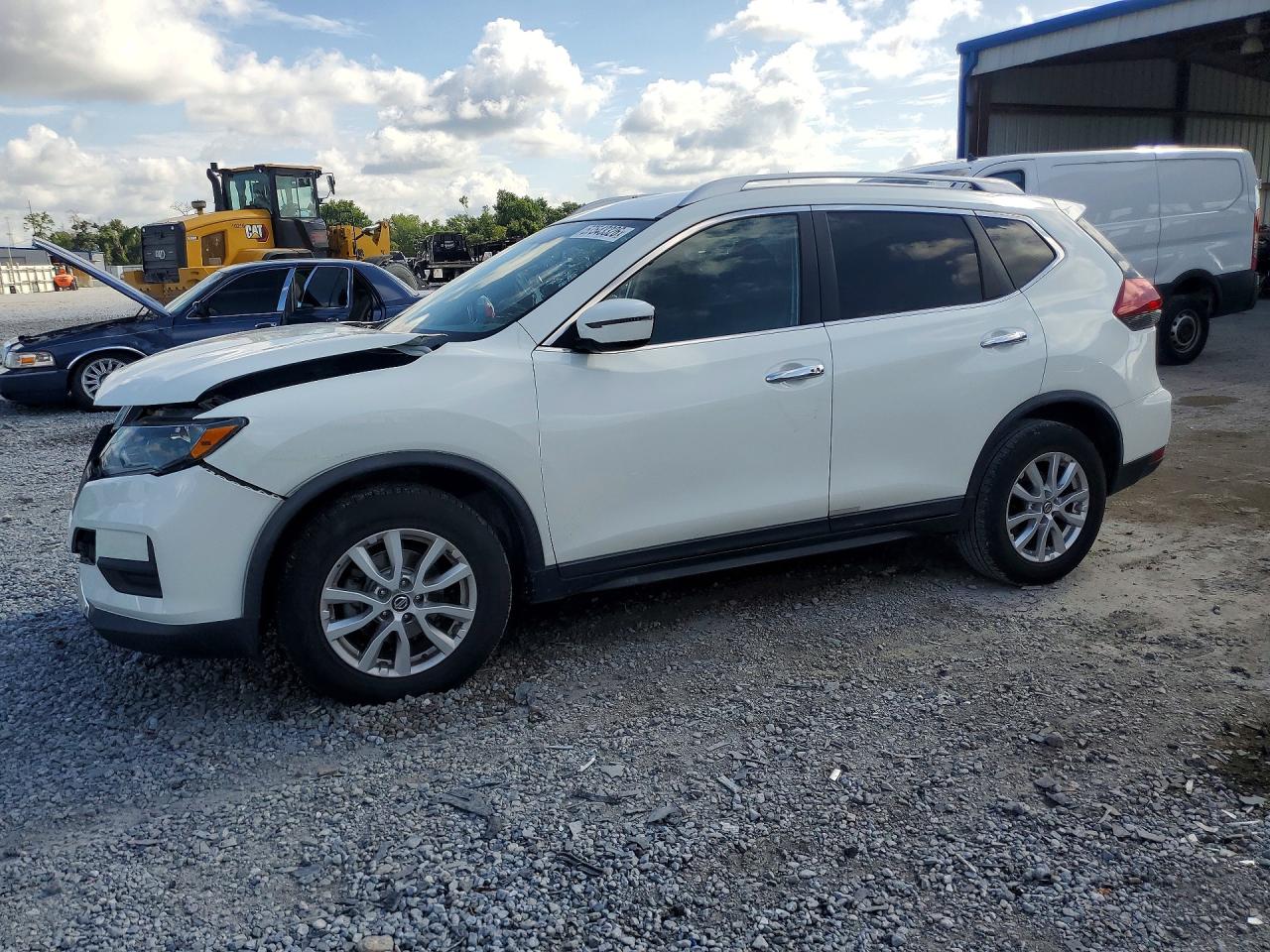 2018 NISSAN ROGUE — Front 3/4