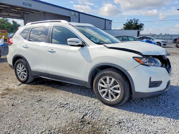 2018 NISSAN ROGUE — Passenger 3/4