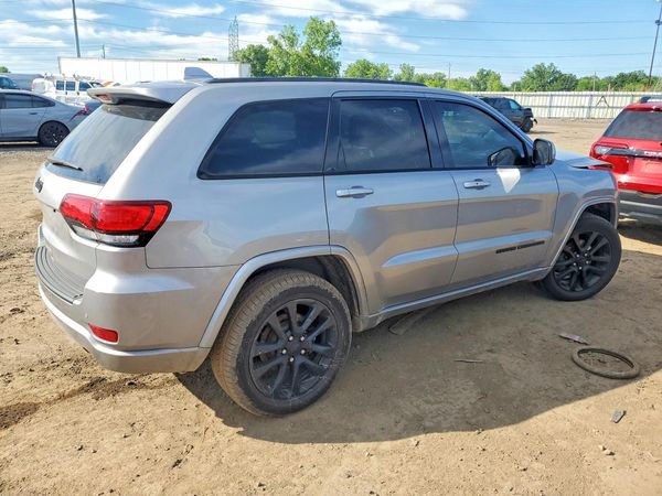 2019 JEEP GRAND CHEROKEE LAREDO 4X4