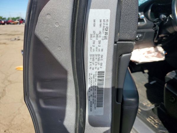 2019 JEEP GRAND CHEROKEE LAREDO 4X4