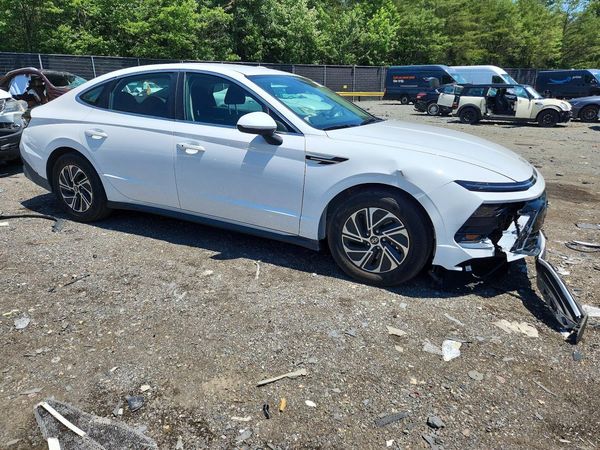 2026 HYUNDAI SONATA HYBRID