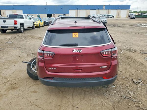 2022 JEEP COMPASS LATITUDE LUX 4X4